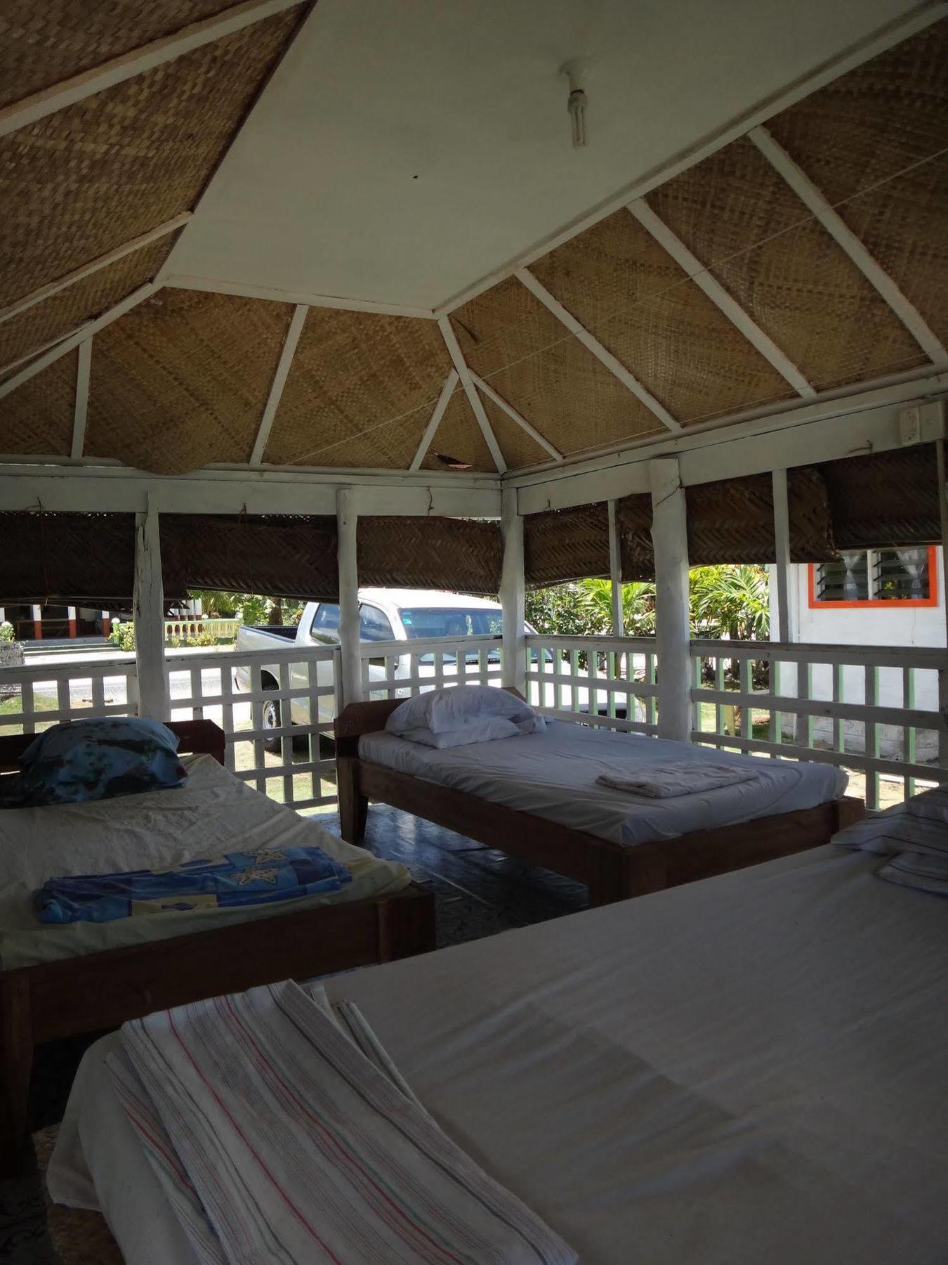Tailua Beach Fales Manase ภายนอก รูปภาพ
